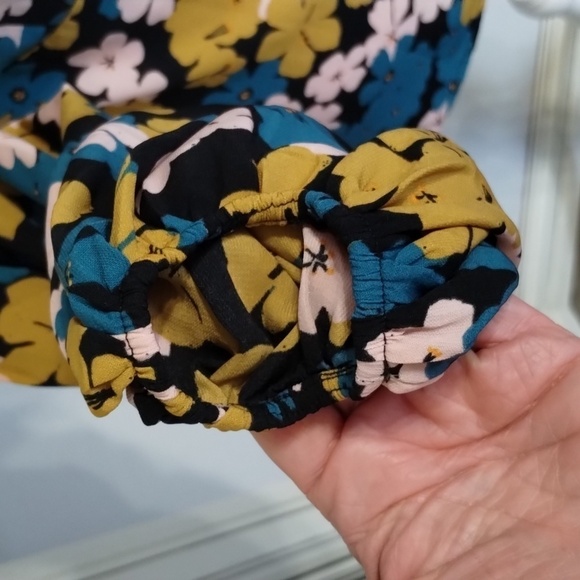 Cabi Blouse 4158 Size XS Button Up Floral Long Sleeve Blue Pink Yellow Black - Picture 5 of 10